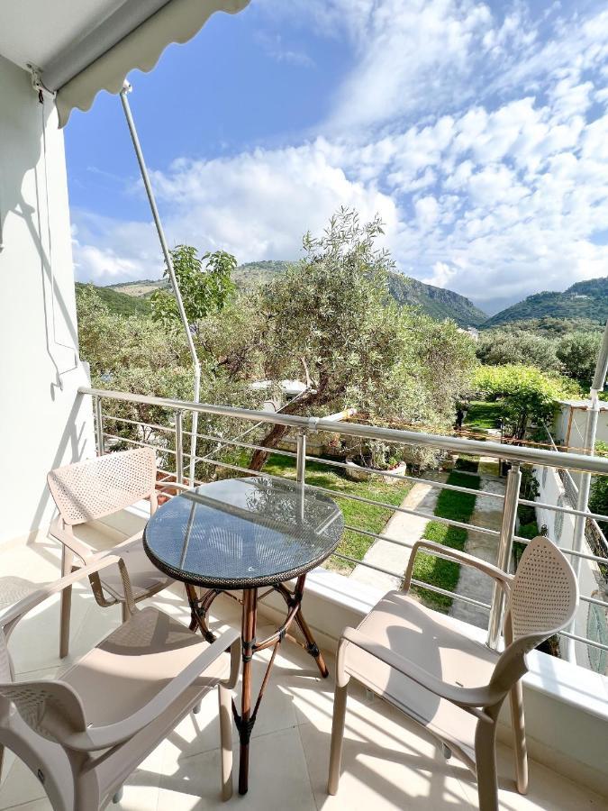 Ionian View B&B Химара Экстерьер фото