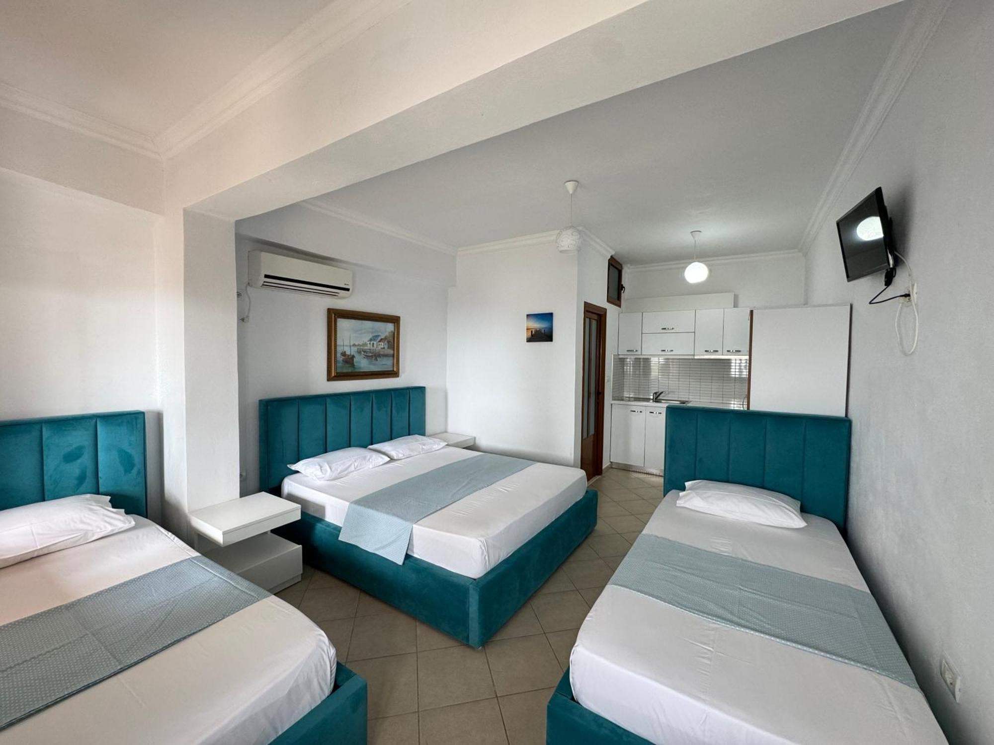 Ionian View B&B Химара Экстерьер фото