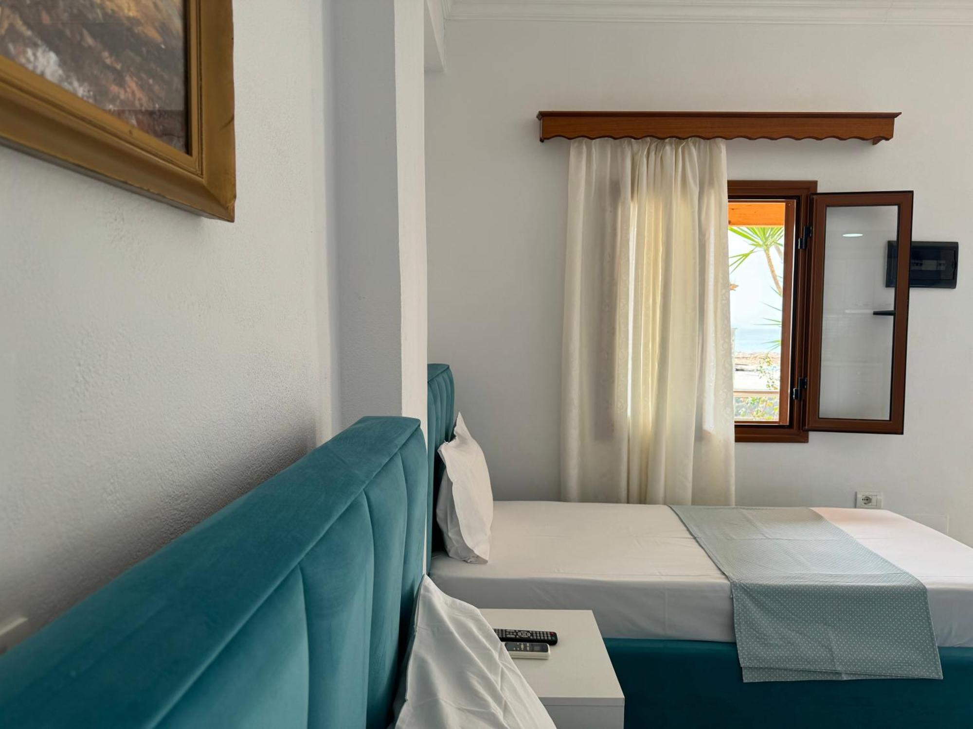 Ionian View B&B Химара Номер фото