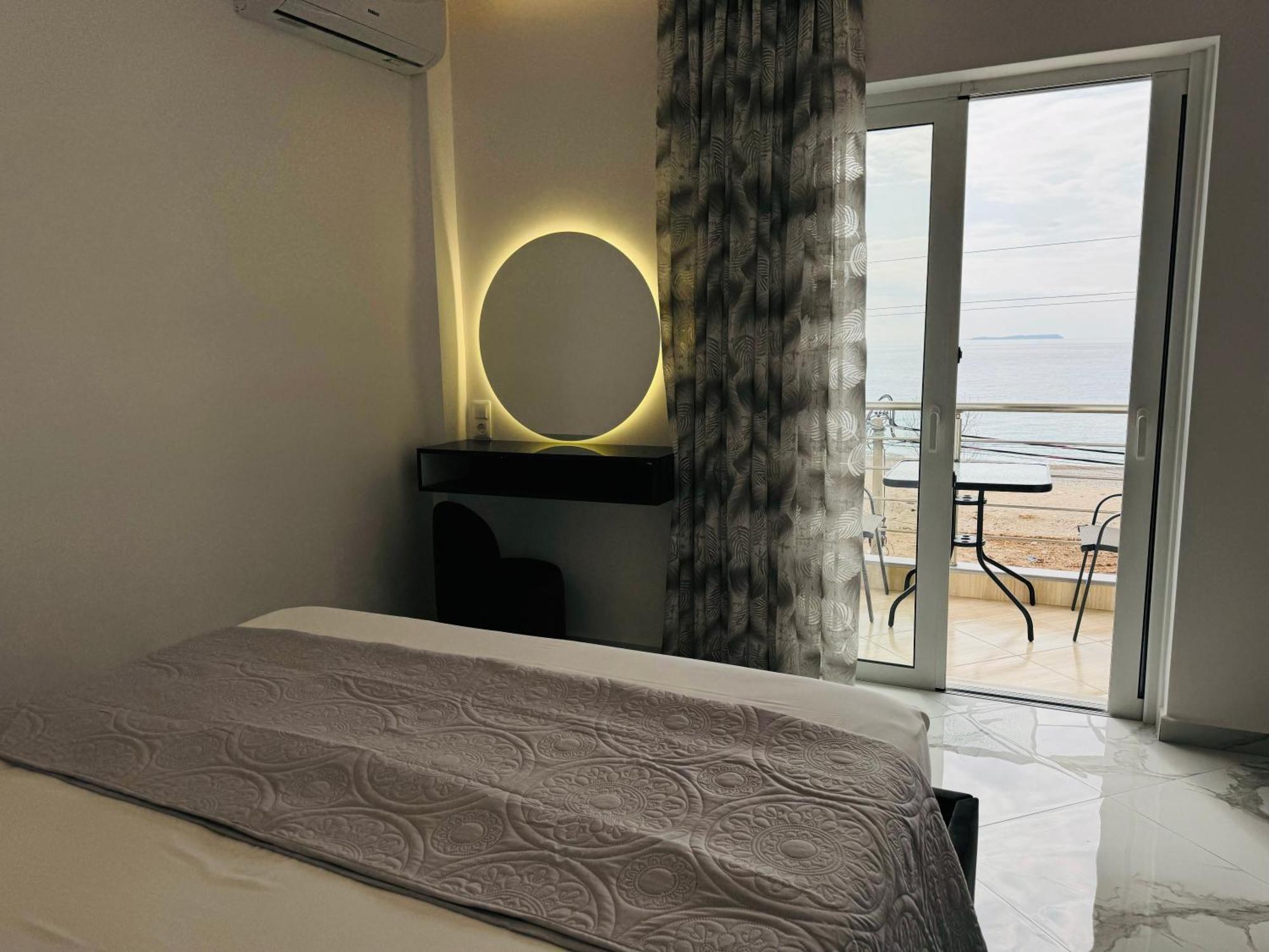 Ionian View B&B Химара Номер фото