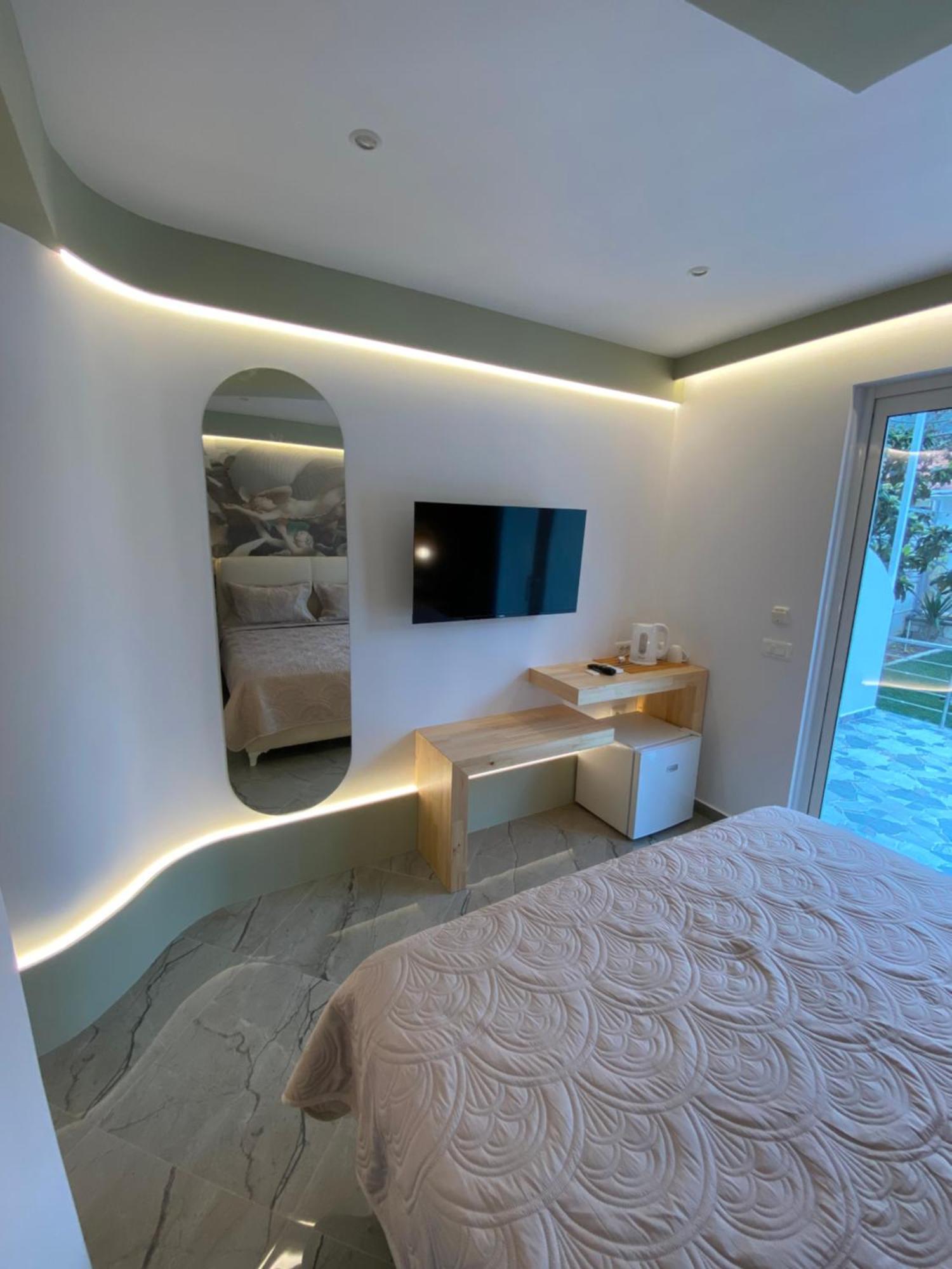 Ionian View B&B Химара Экстерьер фото